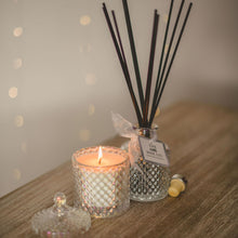 Candle - Diamond - Pearlescent Clear - The Little Wax Company - Handmade Wax Melts & Candles, Reed Diffusers & Room Sprays made with Soy Wax in Dublin, ireland